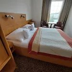 Avion Otel 3*