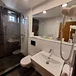 Otel Avion 3*