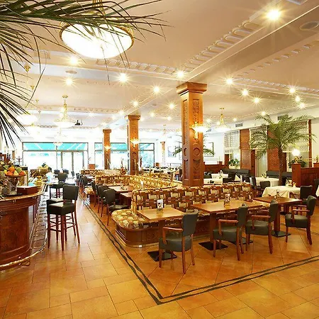 Avion Hotel Praga