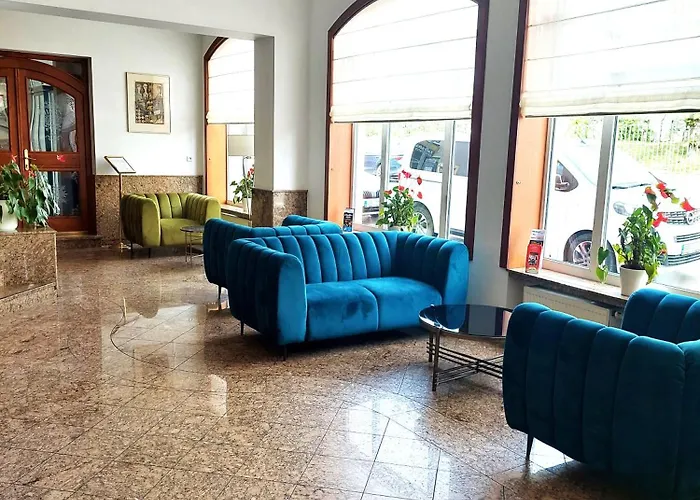 Hotel Avion 3*