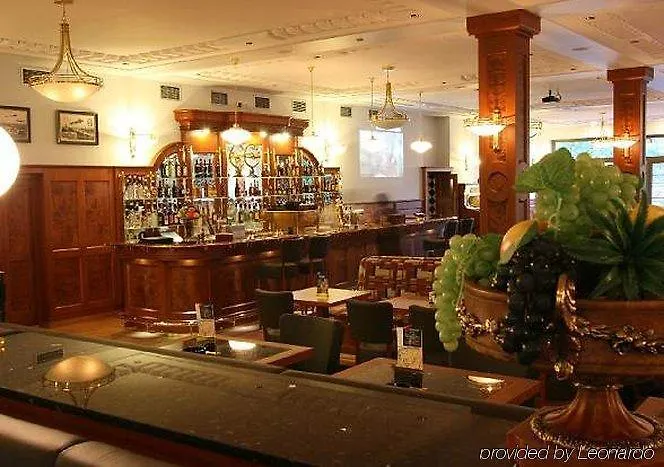 آڤيون فندق 3*