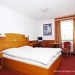 آڤيون فندق 3*